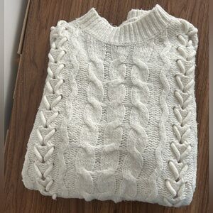 Abercrombie & Fitch Cream Cable Knit Crew Neck Sweater
